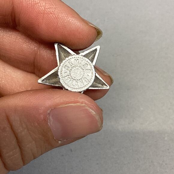 Goldwater In 64 Pin, Green Cat’s Eye Pin, Wings Pin & Italian Star Collar Medal - Picture 10 of 10